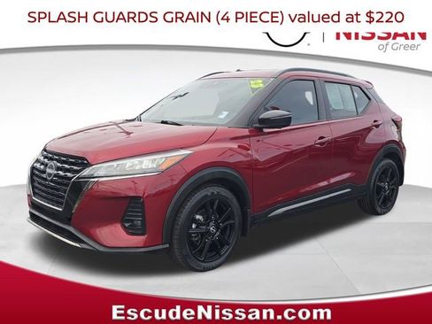 Certified 2023 Nissan Kicks SR FWD image 8