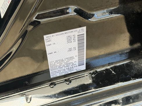 Used 2025 Nissan Altima 2.5 SV FWD image 29