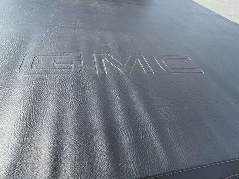 Used 2018 GMC Sierra 1500 SLT w/ SLT Premium Package image 13