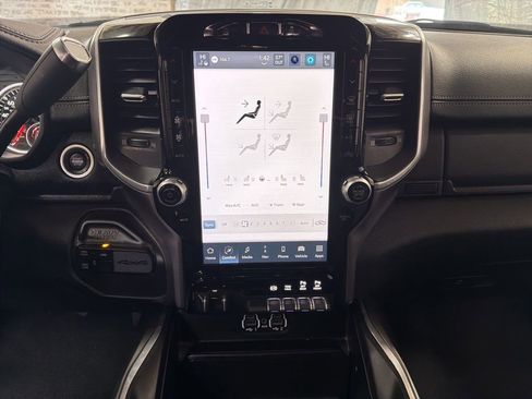 Used 2022 RAM 3500 Laramie image 19