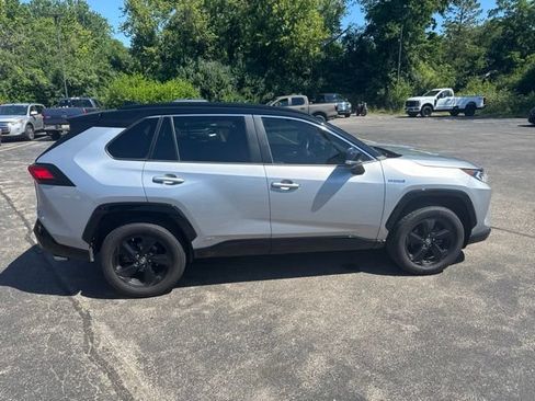 Used 2019 Toyota RAV4 XSE AWD/4WD image 8