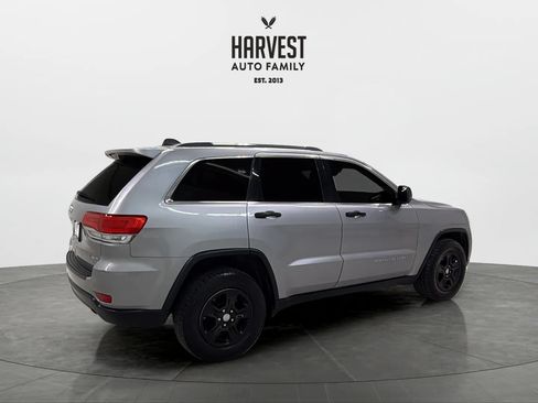 Used 2016 Jeep Grand Cherokee Laredo w/ Quick Order Package 23E AWD/4WD image 7