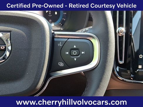 Certified 2025 Volvo XC40 B5 Plus w/ Protection Package Premier image 21