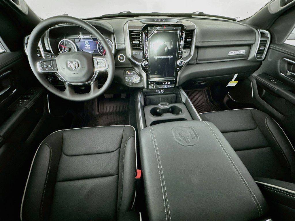 New 2026 RAM 1500 Laramie AWD/4WD image 9