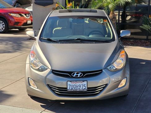 Used 2012 Hyundai Elantra Limited w/ Technology Pkg 5 image 6