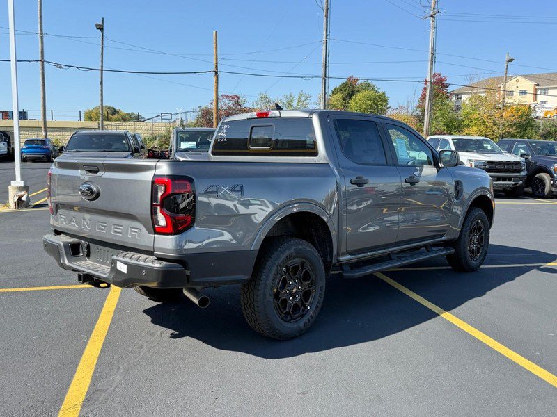 New 2026 Ford Ranger XLT w/ Black Appearance Package AWD/4WD image 3