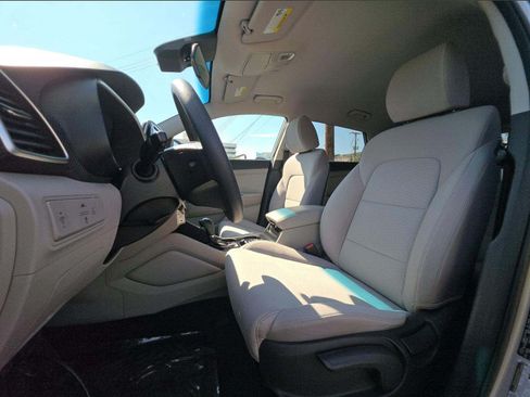 Used 2021 Hyundai Tucson SE AWD/4WD image 5