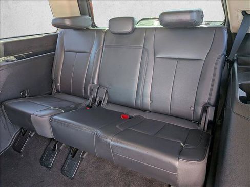 Used 2023 Ford Expedition XLT RWD image 21