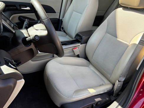 Used 2013 Chevrolet Malibu Eco w/ Power Convenience Package FWD image 20
