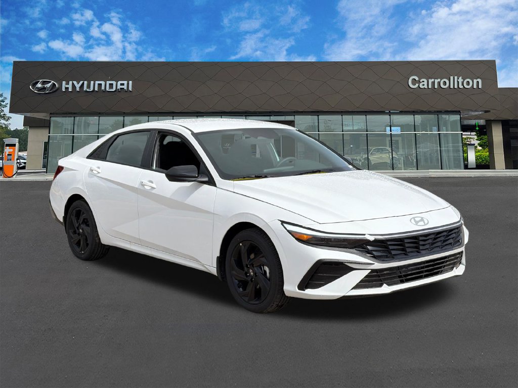 Used 2026 Hyundai Elantra Sport w/ Cargo Package FWD image 3