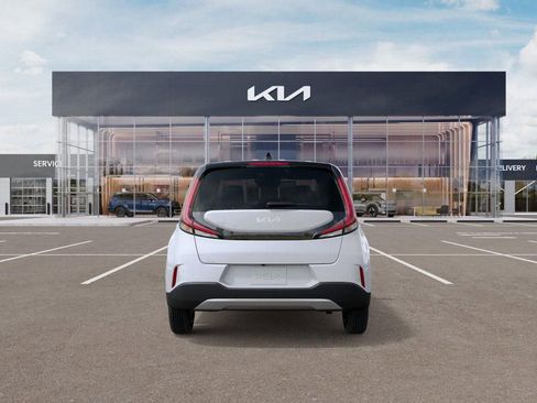 New 2025 Kia Soul LX w/ LX Technology Package FWD image 5