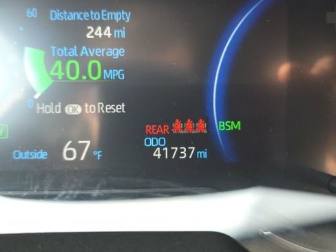 Used 2023 Toyota RAV4 XLE w/ Convenience Package AWD/4WD image 17