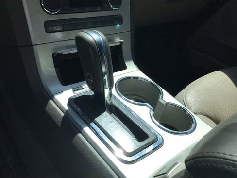 Used 2009 Lincoln MKX AWD image 8