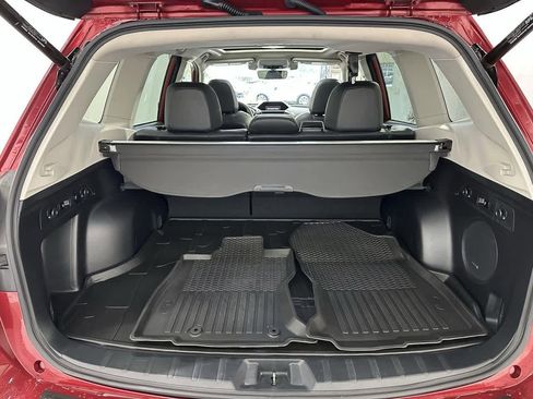 Used 2020 Subaru Forester Touring image 5