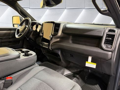 New 2026 RAM 3500 Tradesman image 16