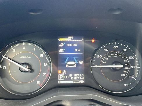 Used 2021 Subaru Crosstrek 2.0i Premium w/ Moonroof Package image 30