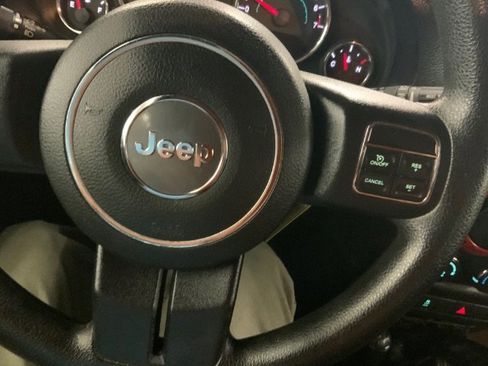 Used 2015 Jeep Wrangler Unlimited Sport image 24