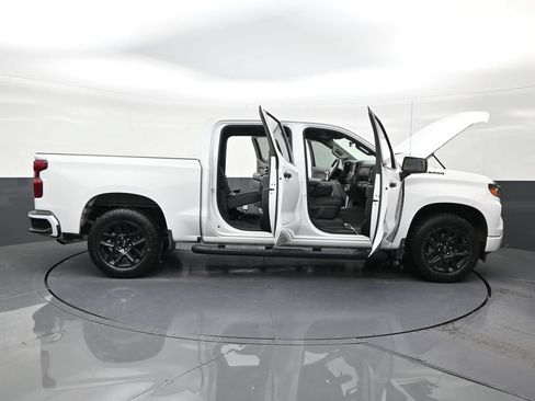 Used 2024 Chevrolet Silverado 1500 Custom w/ Turbomax Blackout Package RWD image 29