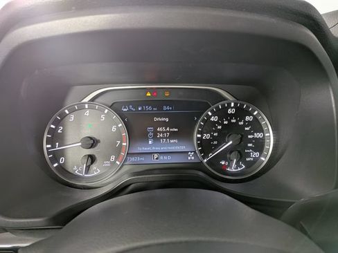 Used 2023 Nissan Titan SV AWD/4WD image 5