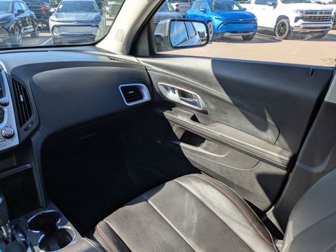 Used 2017 Chevrolet Equinox LT w/ Sport Edition image 17