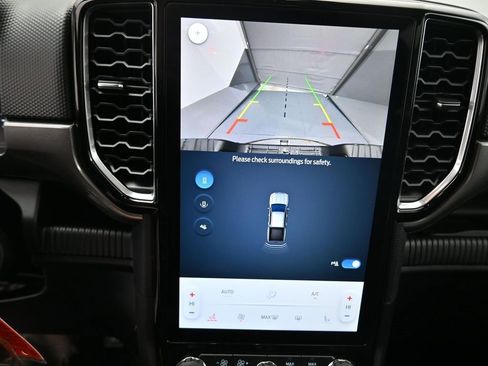 New 2025 Ford Ranger XLT w/ Equipment Group 301A High image 18