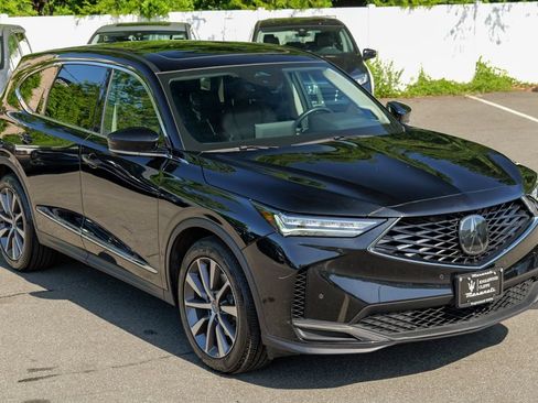 Used 2025 Acura MDX SH-AWD w/ Technology Package image 9