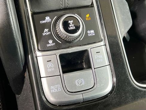 Certified 2022 Kia Telluride LX AWD/4WD image 34