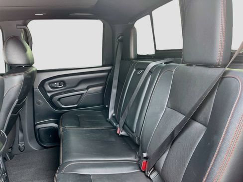 Used 2021 Nissan Titan PRO-4X w/ Pro-4x Convenience Package AWD/4WD image 26