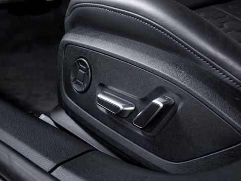 Used 2025 Audi RS 7 Performance image 21