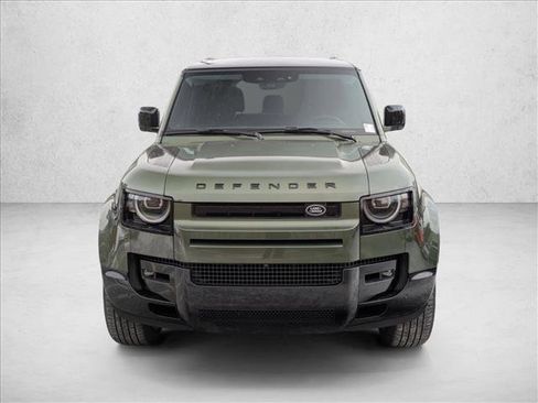 New 2026 Land Rover Defender 110 X-Dynamic SE image 6