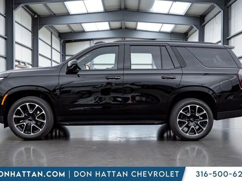 Used 2025 Chevrolet Tahoe RST AWD/4WD image 2