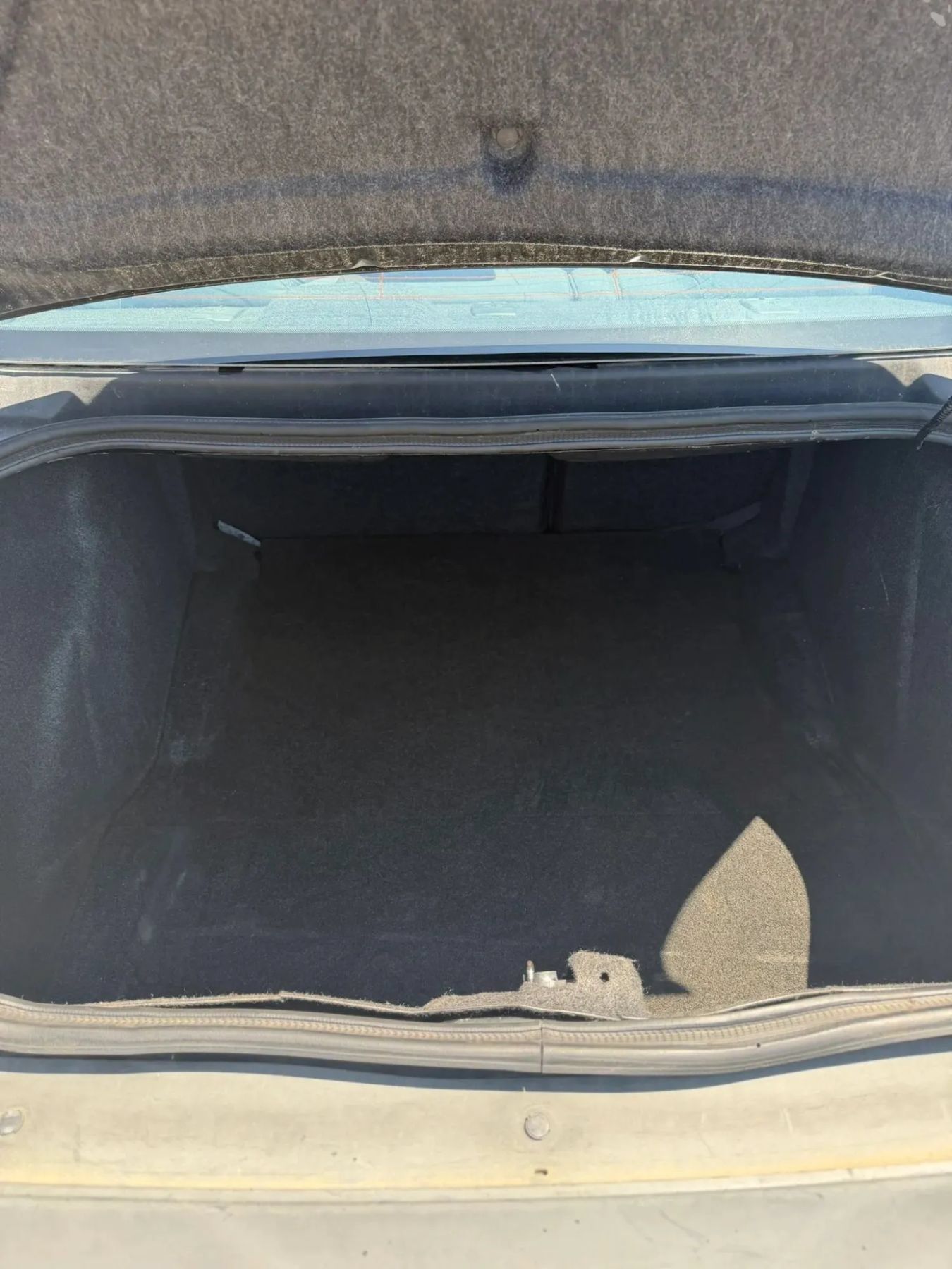 Used 2014 Dodge Challenger SXT RWD image 18