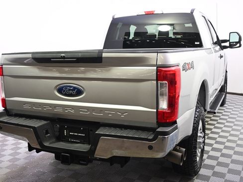Used 2018 Ford F250 XLT w/ XLT Value Package image 6