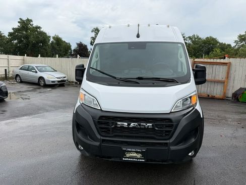 Used 2025 RAM ProMaster 2500 w/ Convenience Group FWD image 2