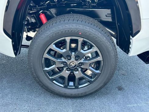 New 2026 Toyota Tundra Platinum AWD/4WD image 14