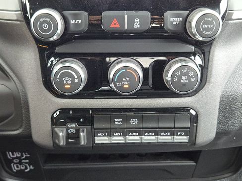 New 2026 RAM 5500 Tradesman w/ Chrome Appearance Group image 15