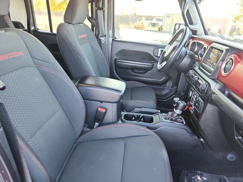 Used 2021 Jeep Gladiator Rubicon w/ Cold Weather Group image 20