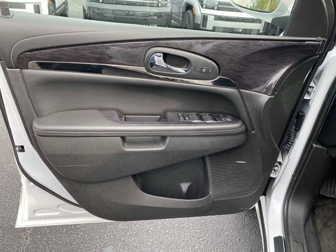 Used 2017 Buick Enclave Leather w/ Enclave Sport Touring Edition image 26