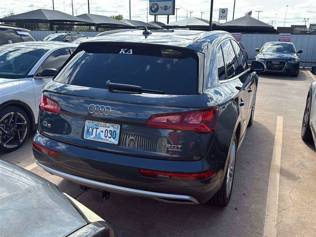 Used 2018 Audi Q5 2.0T Premium Plus w/ Premium Plus Package AWD/4WD image 10