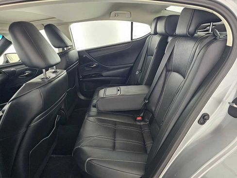Certified 2023 Lexus ES 300h w/ Accessory Package (Z2) FWD image 16