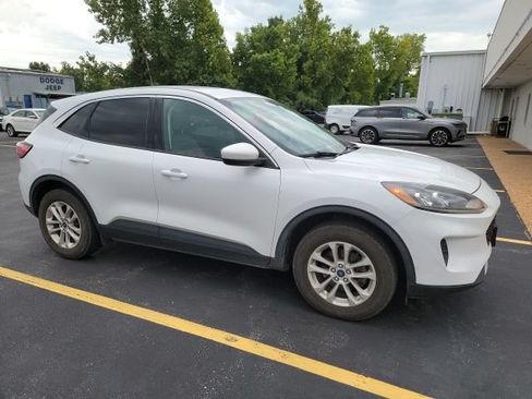 Used 2021 Ford Escape SE w/ Cold Weather Package AWD/4WD image 7