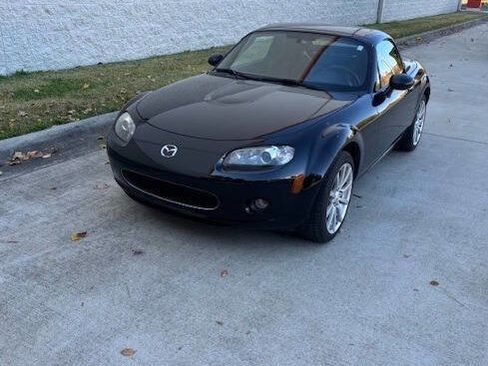 Used 2008 MAZDA MX-5 Miata Grand Touring w/ Premium Pkg image 2