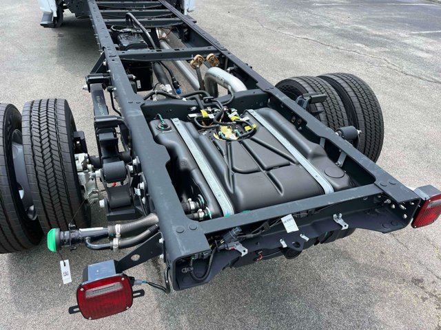 New 2026 Ford F450 XL w/ XL Chrome Package AWD/4WD image 11