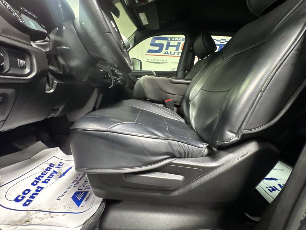 Used 2025 RAM 1500 Warlock AWD/4WD image 14