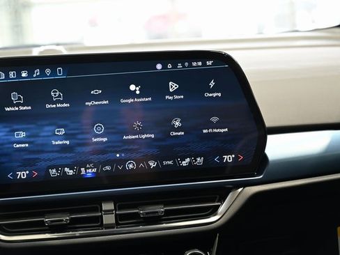 New 2026 Chevrolet Equinox EV LT w/ Convenience Package II image 15