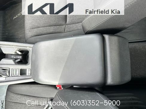 Used 2024 Honda Accord EX image 19