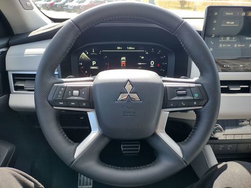 New 2026 Mitsubishi Outlander SEL AWD/4WD image 7