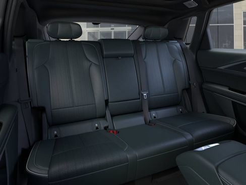 New 2026 Cadillac Lyriq Signature Sport w/ Nappa Leather Package AWD/4WD image 17