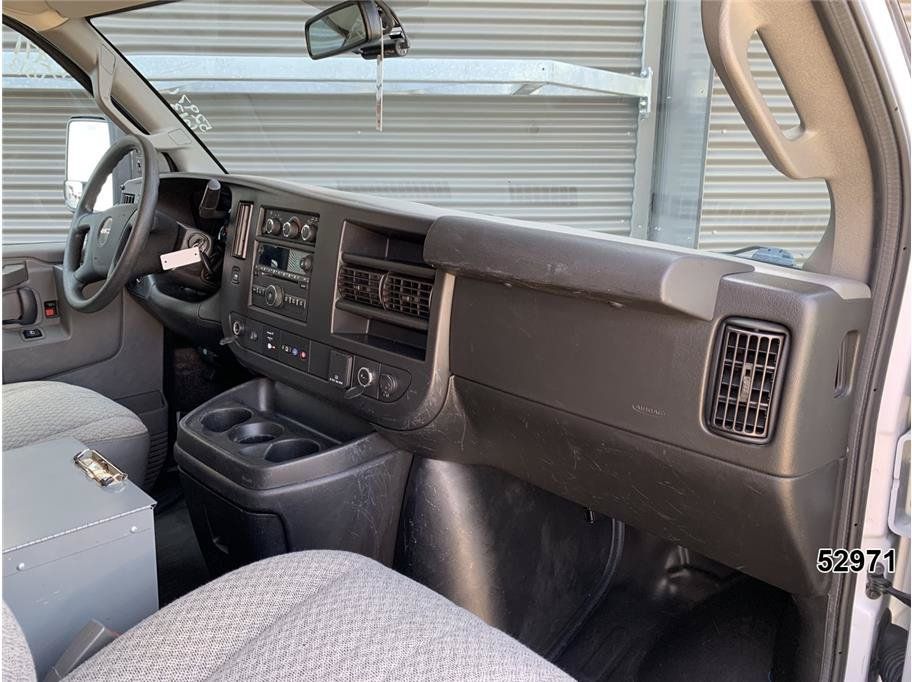 Used 2021 GMC Savana 3500 w/ Power Convenience Package RWD image 28