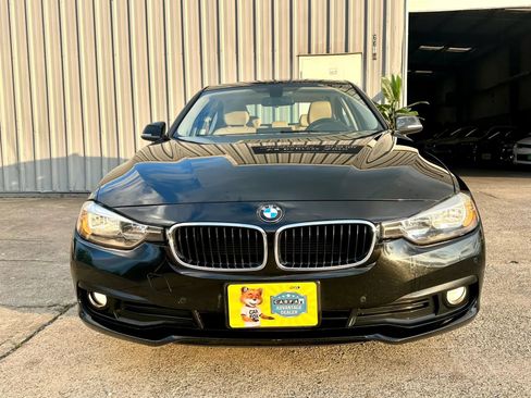 Used 2017 BMW 320i xDrive Sedan AWD/4WD image 42